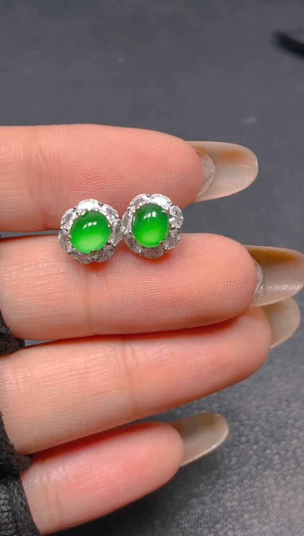 银S925镶嵌翡翠耳饰1