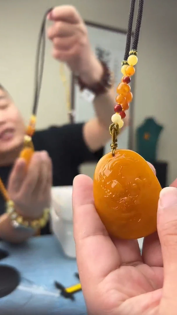 蜜蜡未镶嵌珠宝奇石H14，假一罚十多样性发其一H