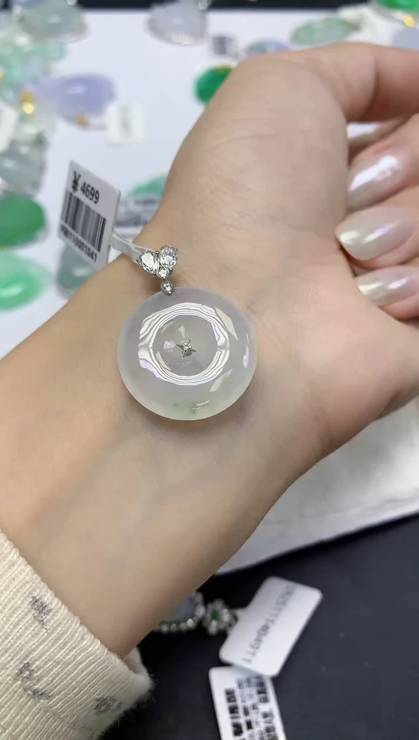 颈饰18K金镶嵌翡翠天然缅甸翡翠A货百元以上9元证书费自理