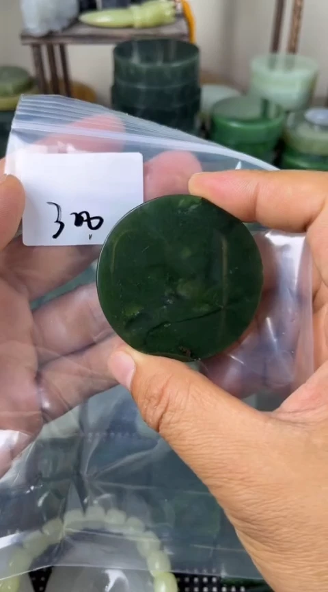 和田玉未镶嵌珠宝半成品镯芯