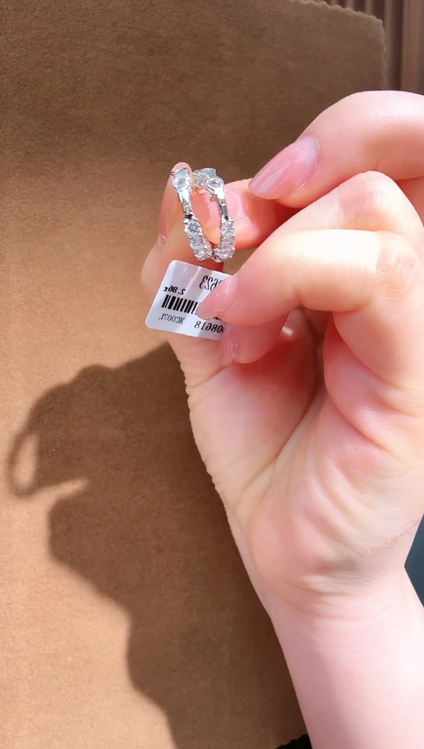 18K金镶嵌耳饰实验室培育钻石@@耳圈白圆形9钻12MM