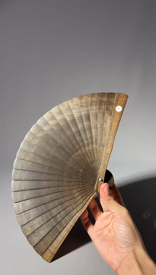 其他楠木（金丝楠）A****l953号18cm乌木金丝楠小叶桢楠扇子