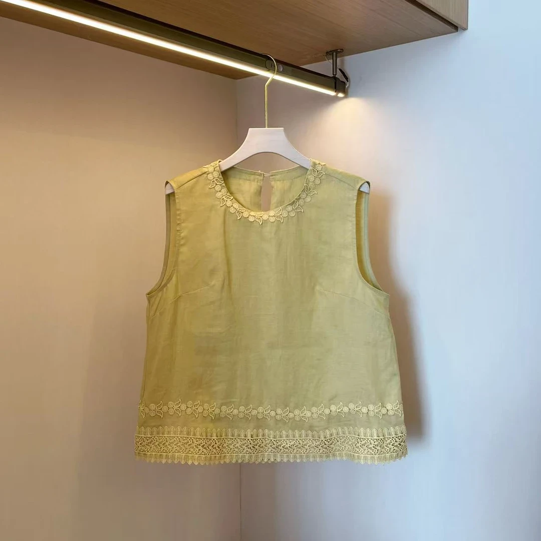 新中式花边时尚设计感刺绣上衣2025夏季圆领宽松显瘦无袖背心1824