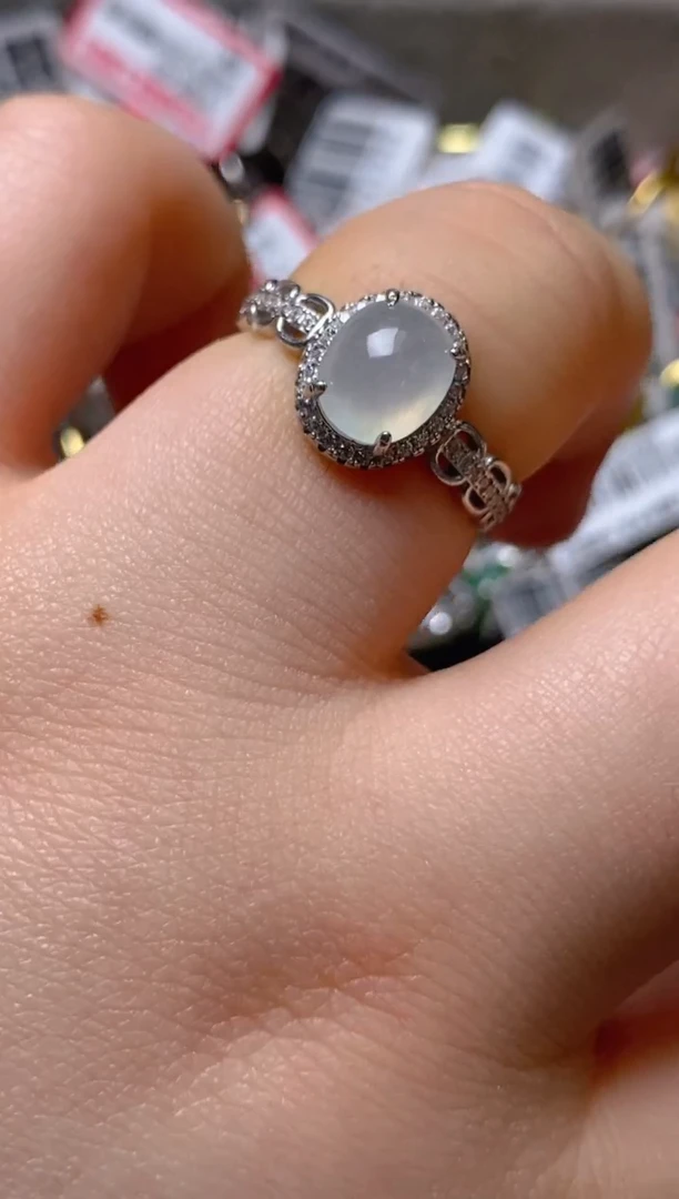 银S925镶嵌戒指翡翠百内无证书