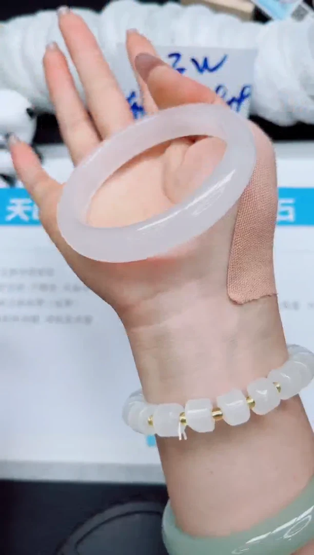 石英质玉手镯未镶嵌111-白月光圈备注