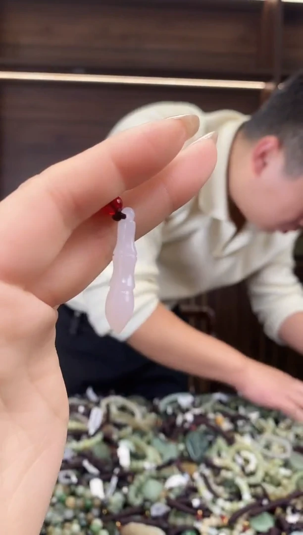 【闪购商品】和田玉颈饰未镶嵌多样性发货，拍一发一