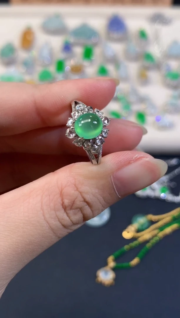 18K金镶嵌戒指翡翠C27|6980