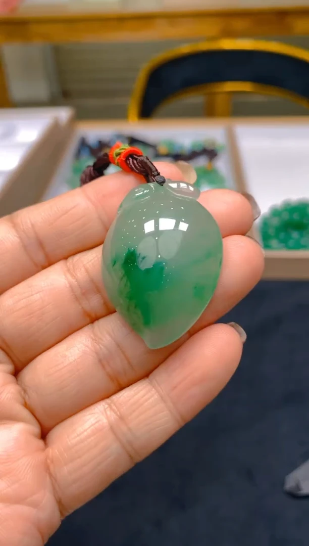 【闪购商品】石英质玉颈饰未镶嵌冰美人非洲翠049