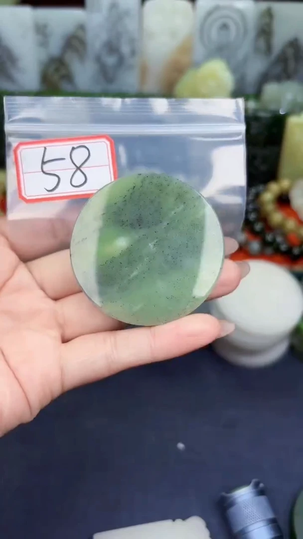 颈饰未镶嵌和田玉和田玉