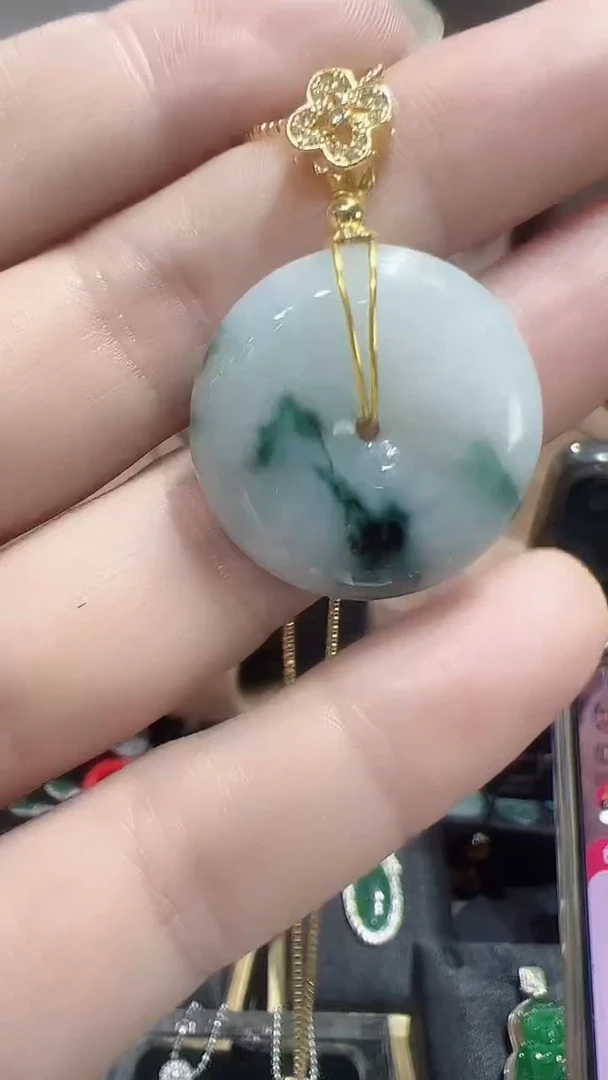 颈饰未镶嵌翡翠2025121036