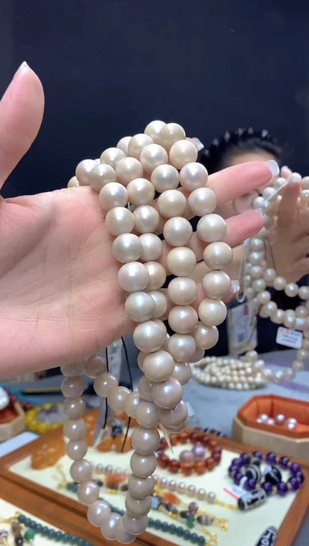 我***：108朝珠一物一证 铜乐旭收藏