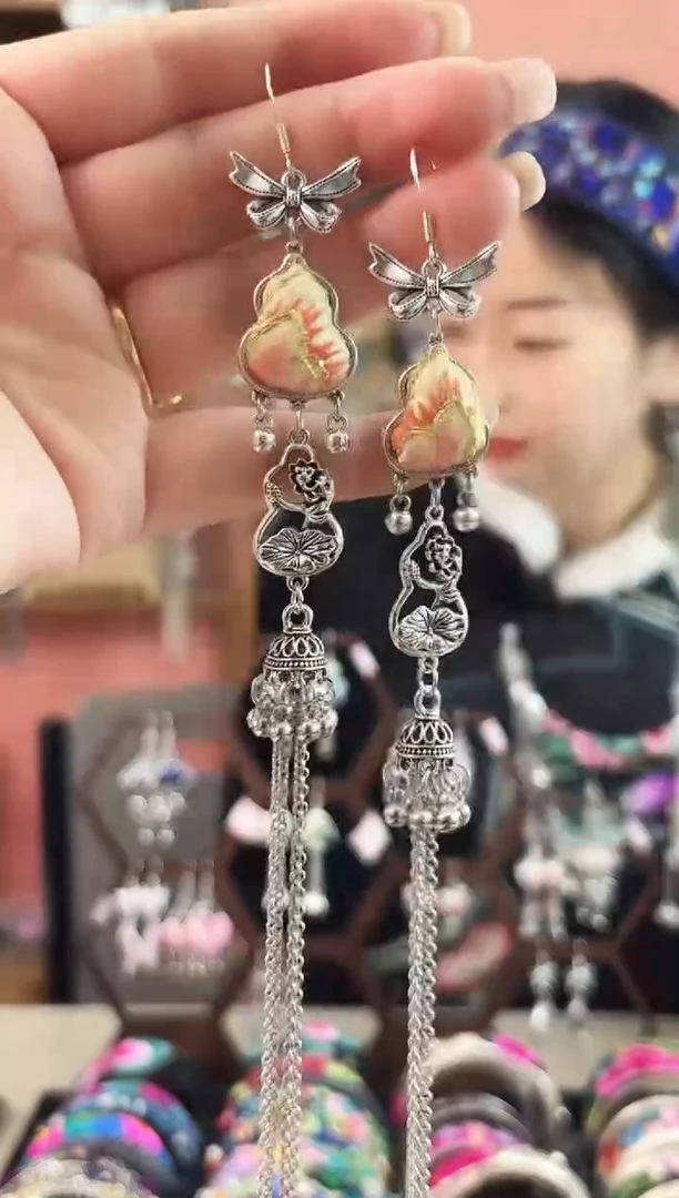 艺枝独绣手工饰品294