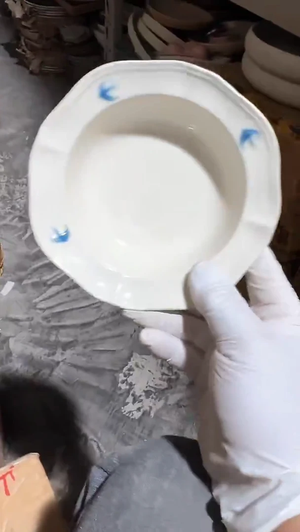 陶瓷燕子小草帽碗微瑕 凑满20元包邮