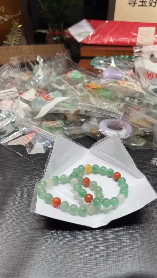 石英质玉未镶嵌颈饰非洲翠100710970随机发仅 一件