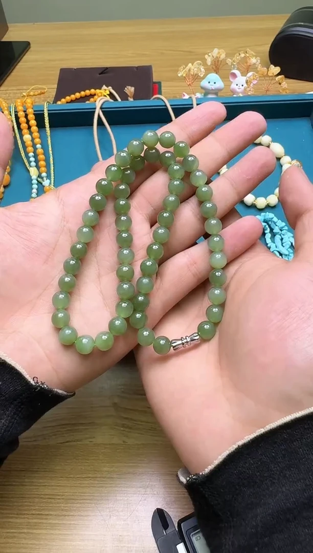 颈饰未镶嵌和田玉多样性发一件 586