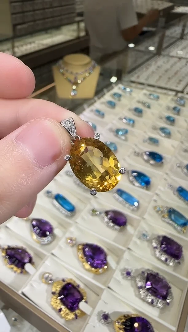 颈饰银S925镶嵌黄晶13*18mm25ct