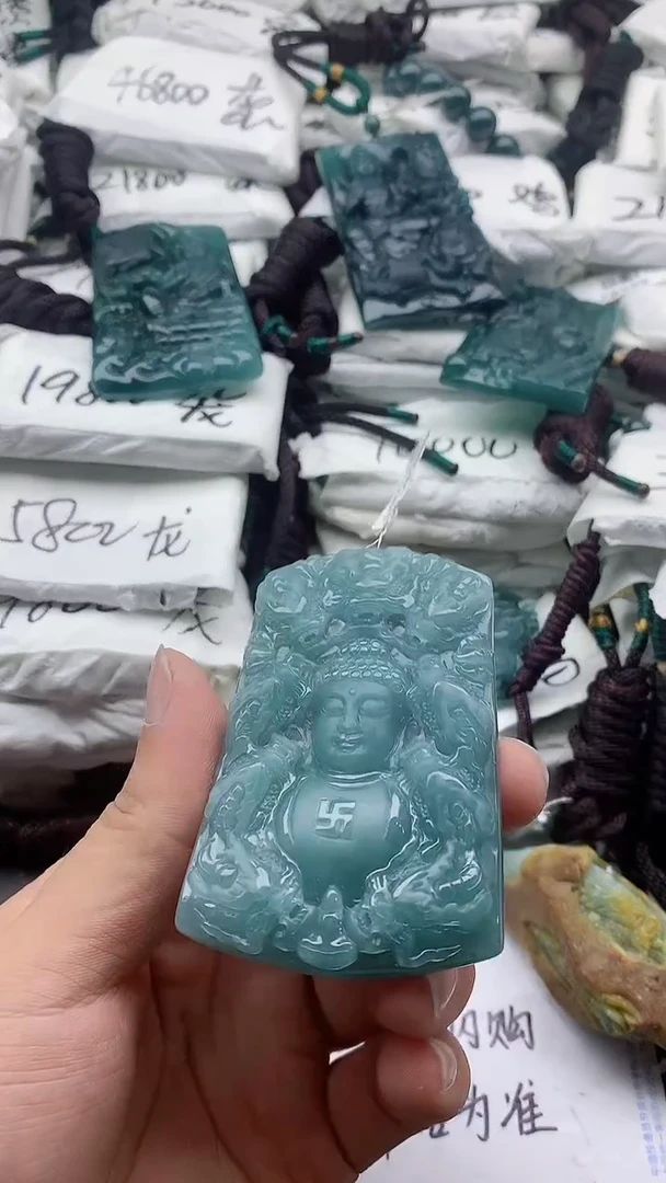 翡翠未镶嵌颈饰555555555555