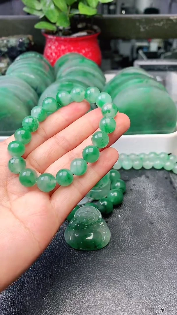 定制石英质玉（非洲翠）珠子
