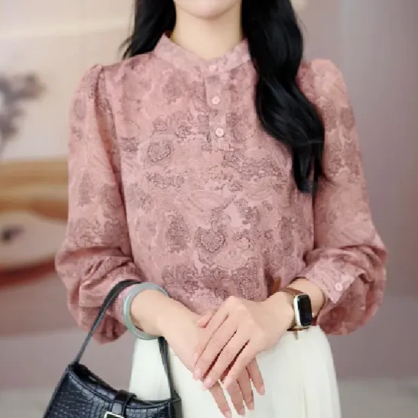 桃之夭夭衬衫减龄新款秋季百搭时尚2024年休闲气质长袖上衣