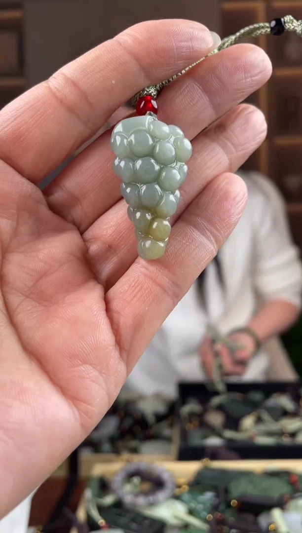 项链未镶嵌和田玉拍一发一，多样性发货