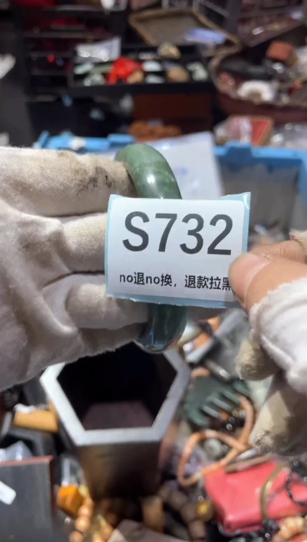 瓷片陈*洪冬轩链接火爆热卖