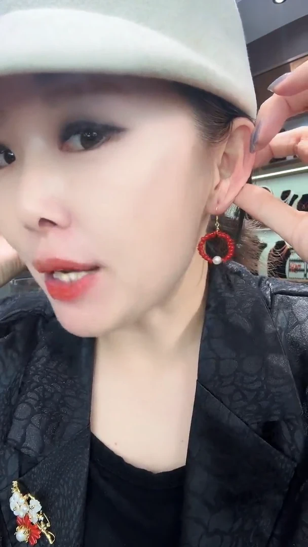 简单时尚百搭 耳钩