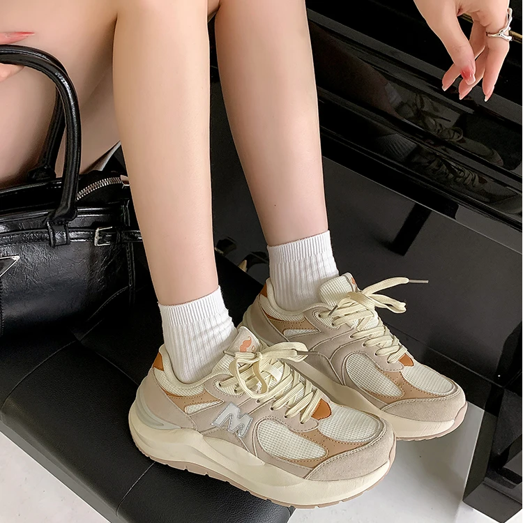 2025魅影新款男女真皮超轻运动情侣鞋增高潮流百搭老爹鞋a