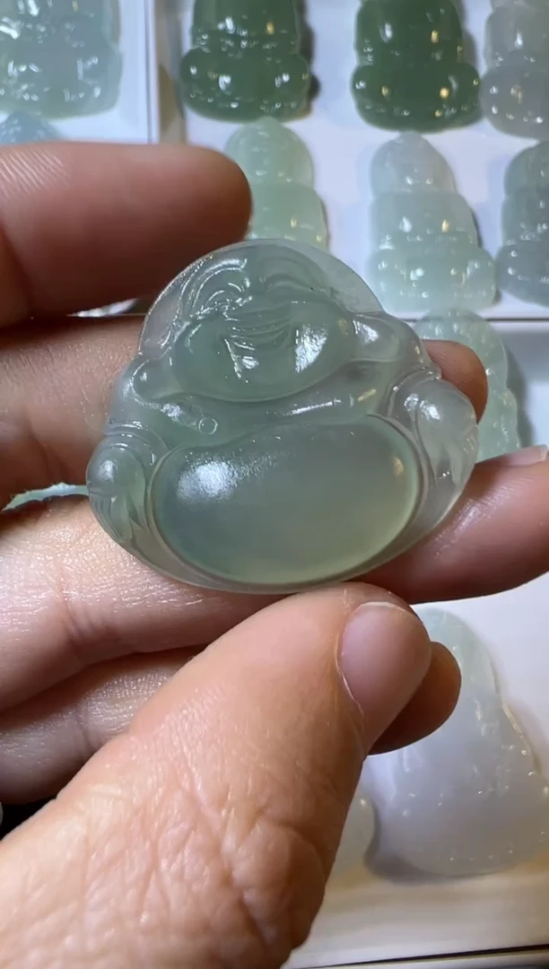 未镶嵌定制翡翠佛公