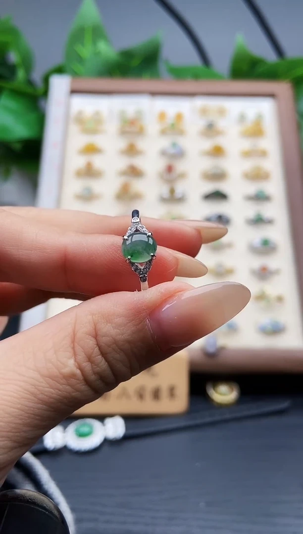银S925镶嵌戒指翡翠12