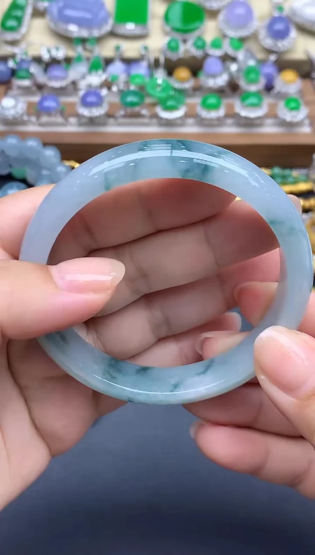 翡翠手镯未镶嵌73-春日珠宝