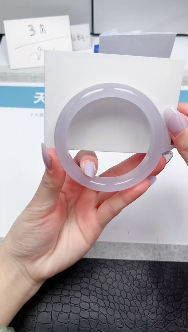 【闪购商品】石英质玉手镯未镶嵌A34-58