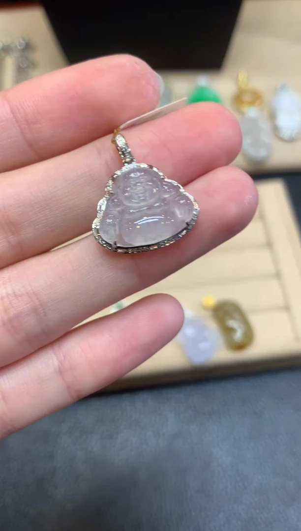 翡翠18K金镶嵌颈饰佛公【无服务费】