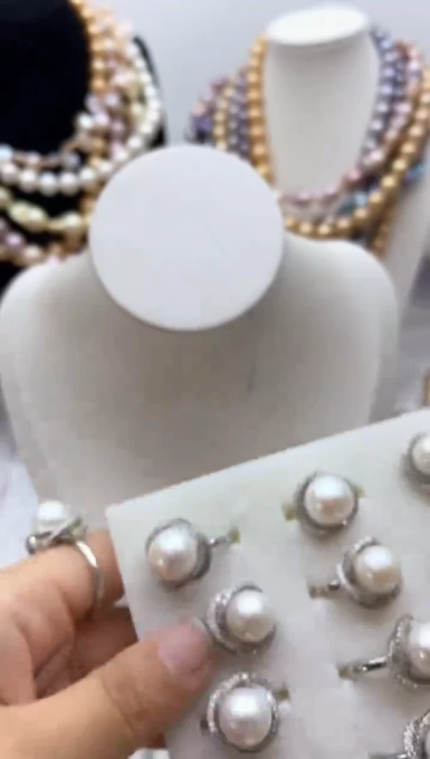 【闪购商品】淡水珍珠颈饰钛钢90