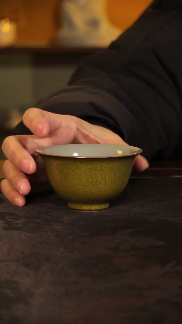 陶泥茶叶末压手杯ygt0252