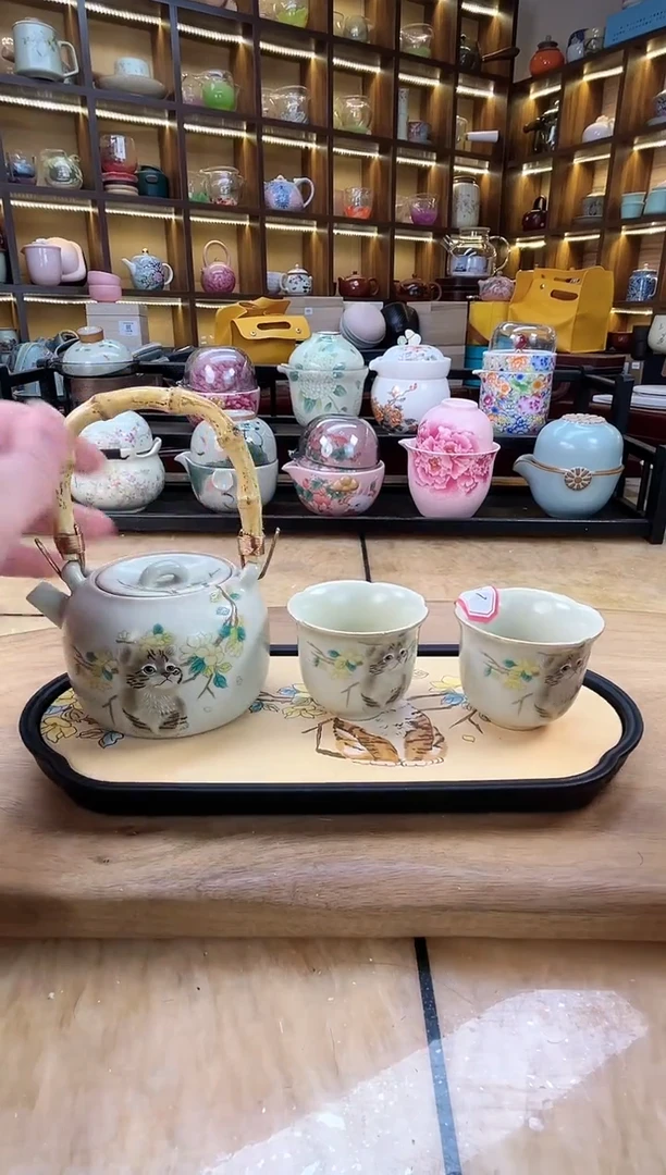 【闪购商品】黄汝猫咪1提壶2花口杯加猫咪盘