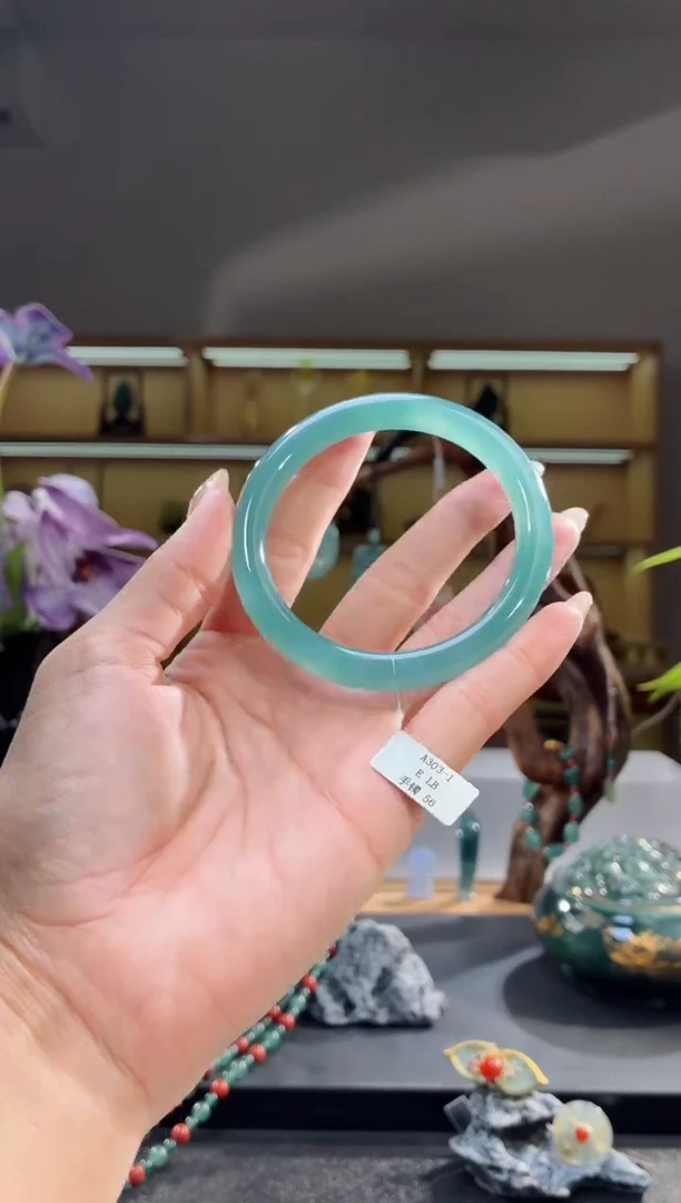 未镶嵌手镯翡翠56圈