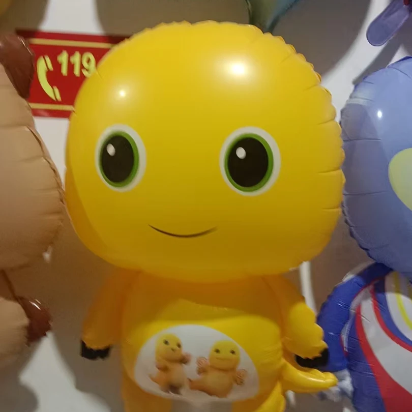 奶龙气球儿童卡通小奶龙气球可爱的奶龙奶龙户外飘空飞天球