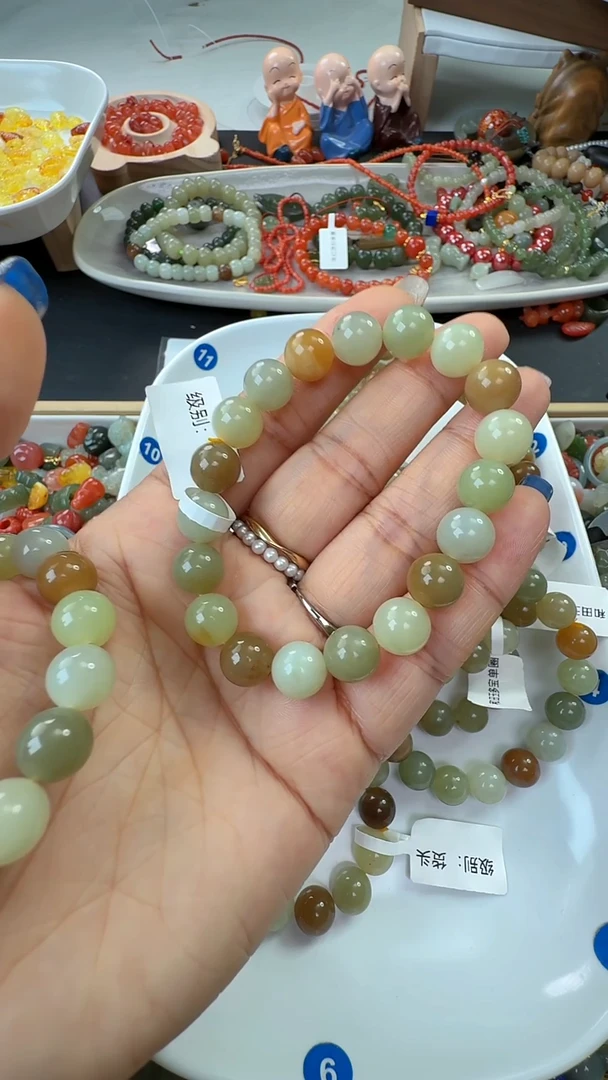 未镶嵌手链和田玉A4多样性发其一