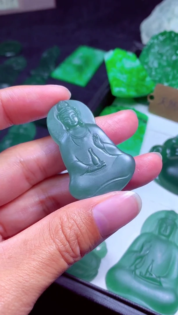 未镶嵌定制翡翠欧***长天然缅甸翡翠A货 基地发货多样性发货其一