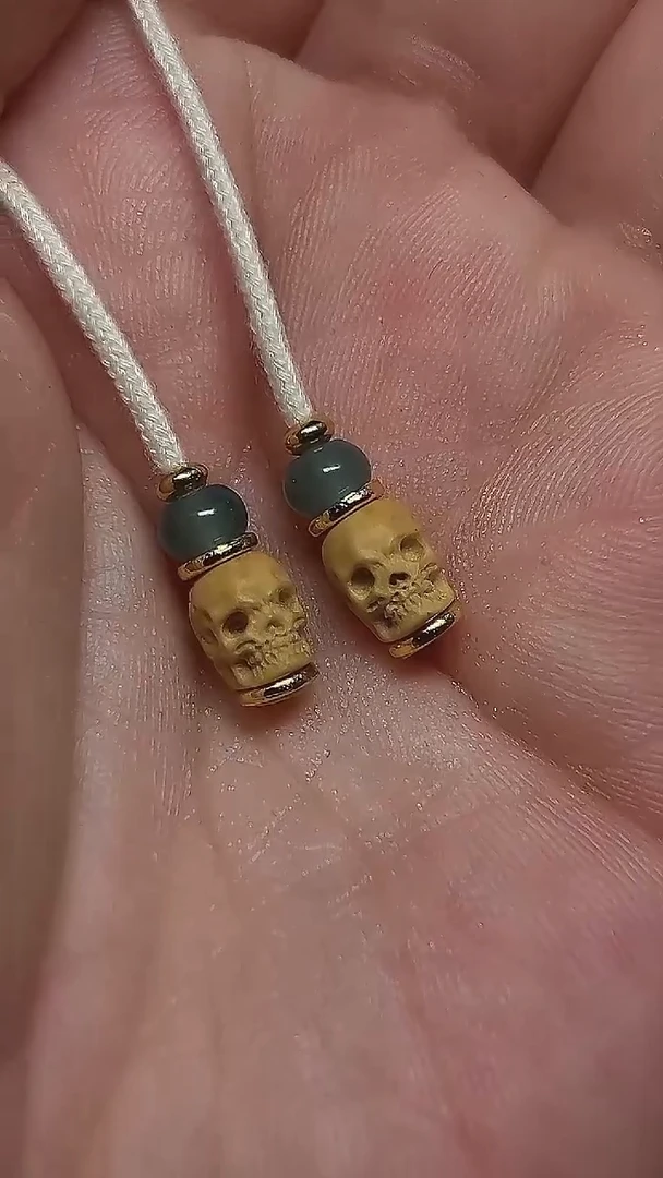 吊坠柏香籽/百香籽骷髅弟子珠