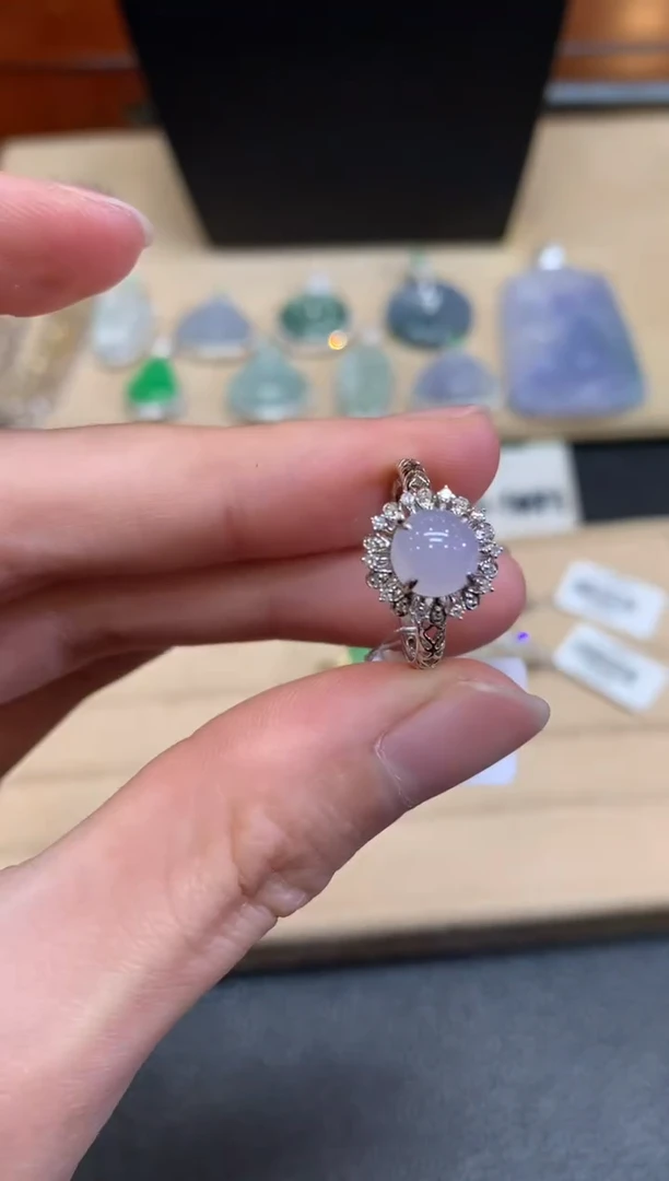 【闪购商品】翡翠戒指18K金镶嵌蛋面【无服务费】