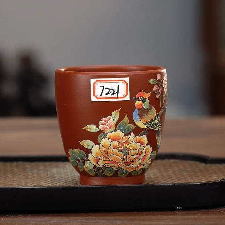 7221宜兴陶瓷大号手绘紫砂茶具大红袍堆绘牡丹花鸟主人杯160ccFSY