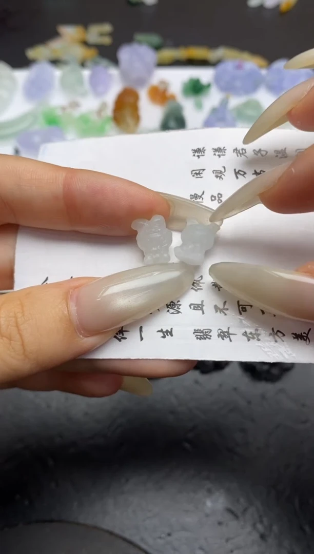 定制翡翠未镶嵌翡翠毛货~