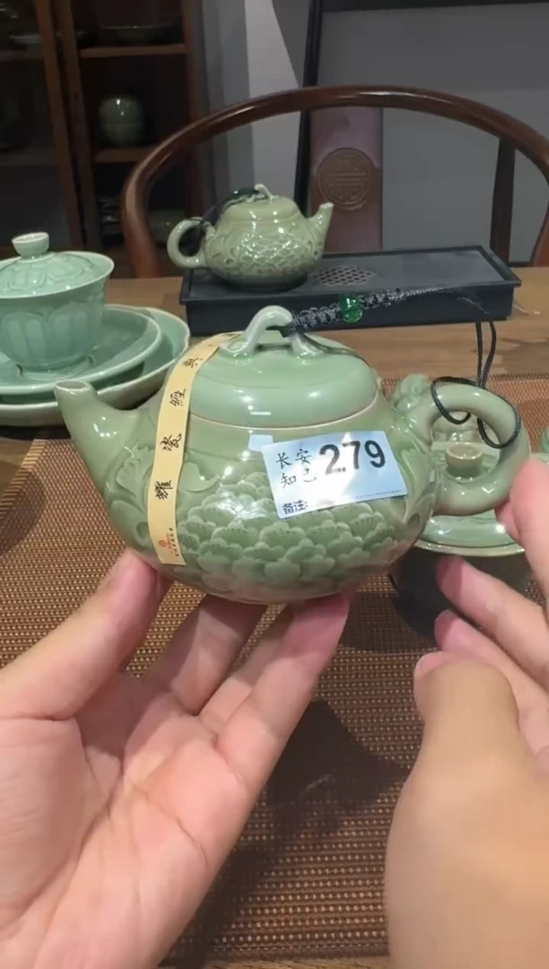 手工刻花茶壶279号