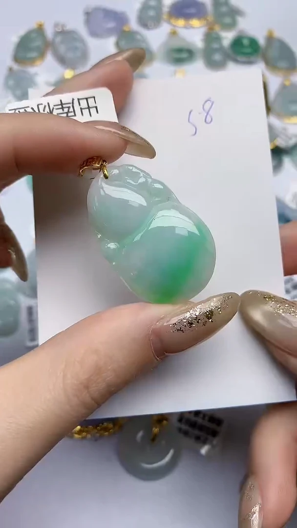 【闪购商品】翡翠颈饰18K金镶嵌天然翡翠A货