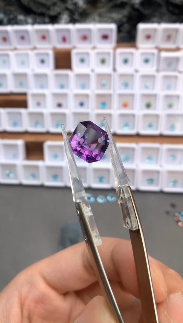 未镶嵌裸石定制水晶8.0ct