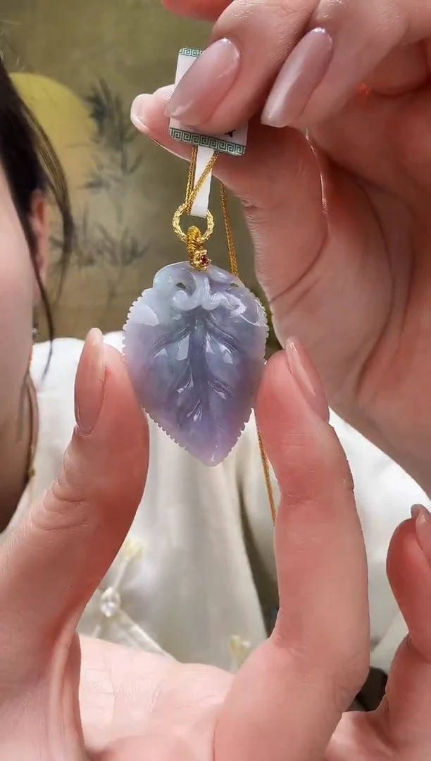 颈饰未镶嵌翡翠吊坠