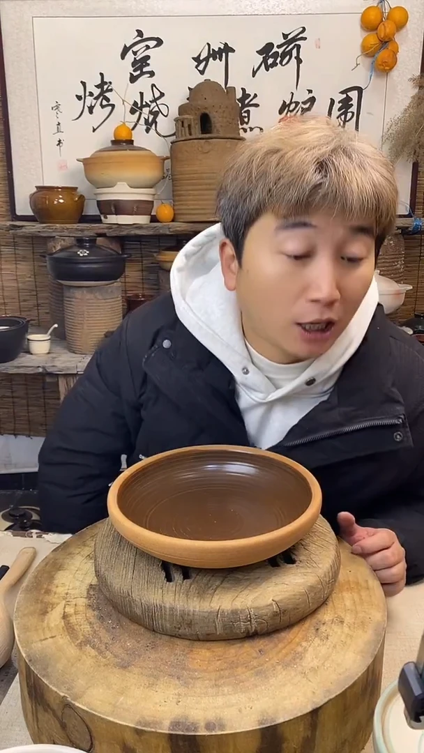 土陶外口径26cm复古土菜钵