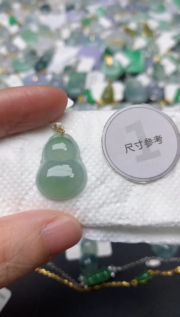 颈饰18K金镶嵌翡翠天然缅甸A货翡翠