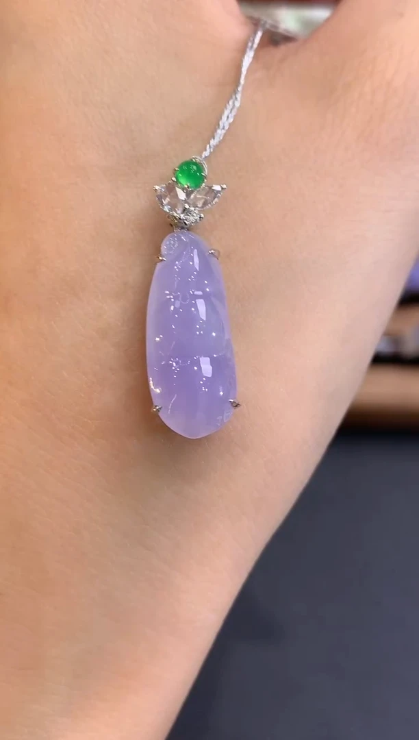 吊坠(不含链)18K金镶嵌翡翠a185紫货有色差